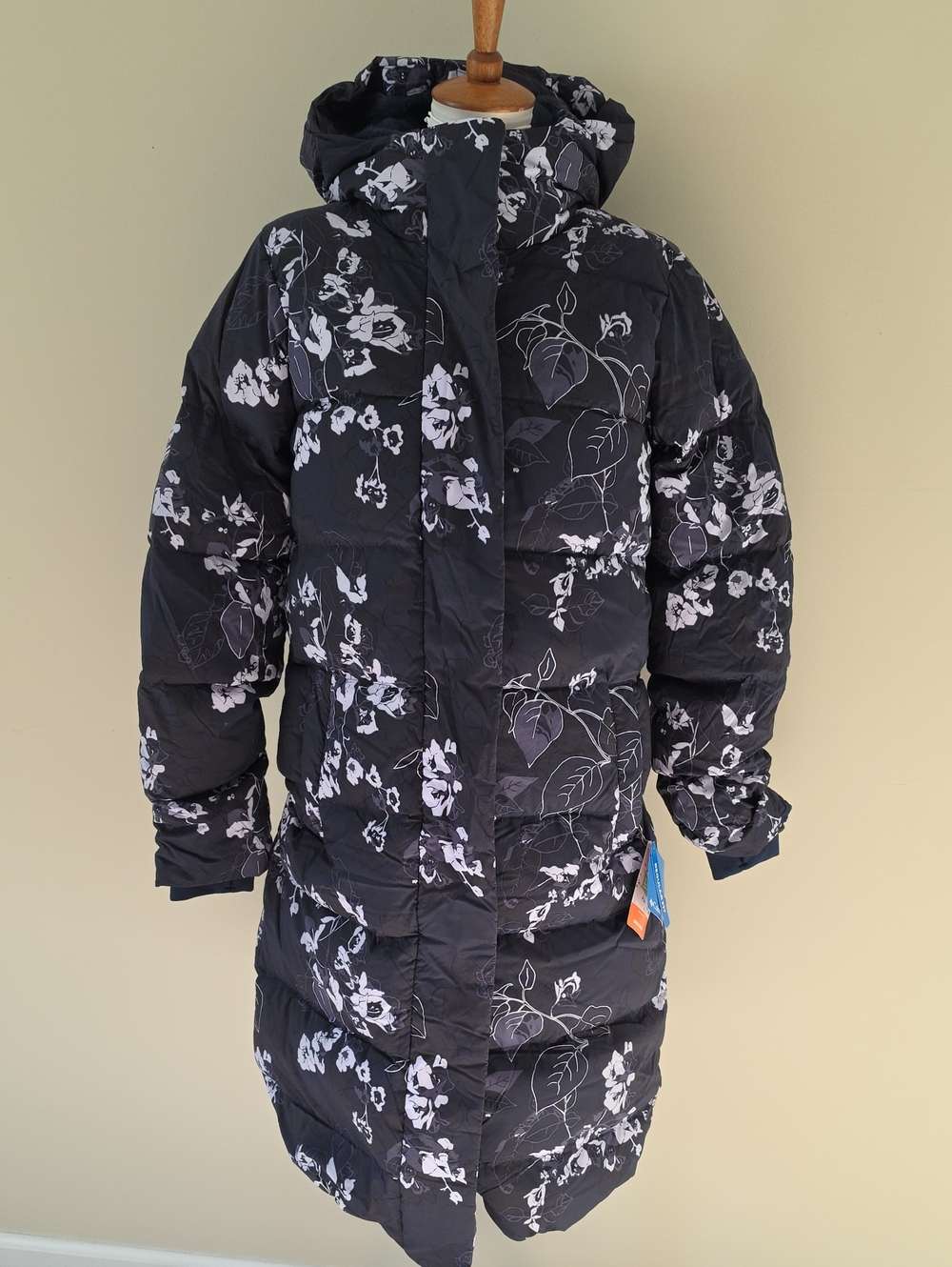 Columbia Floral Dark Blue and Gray Puffer Coat Print Long Down Jkt